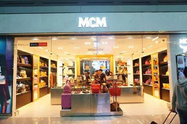 IM电竞:玉林附小二年级社会实践活动:芒种插秧(图3) IM电竞