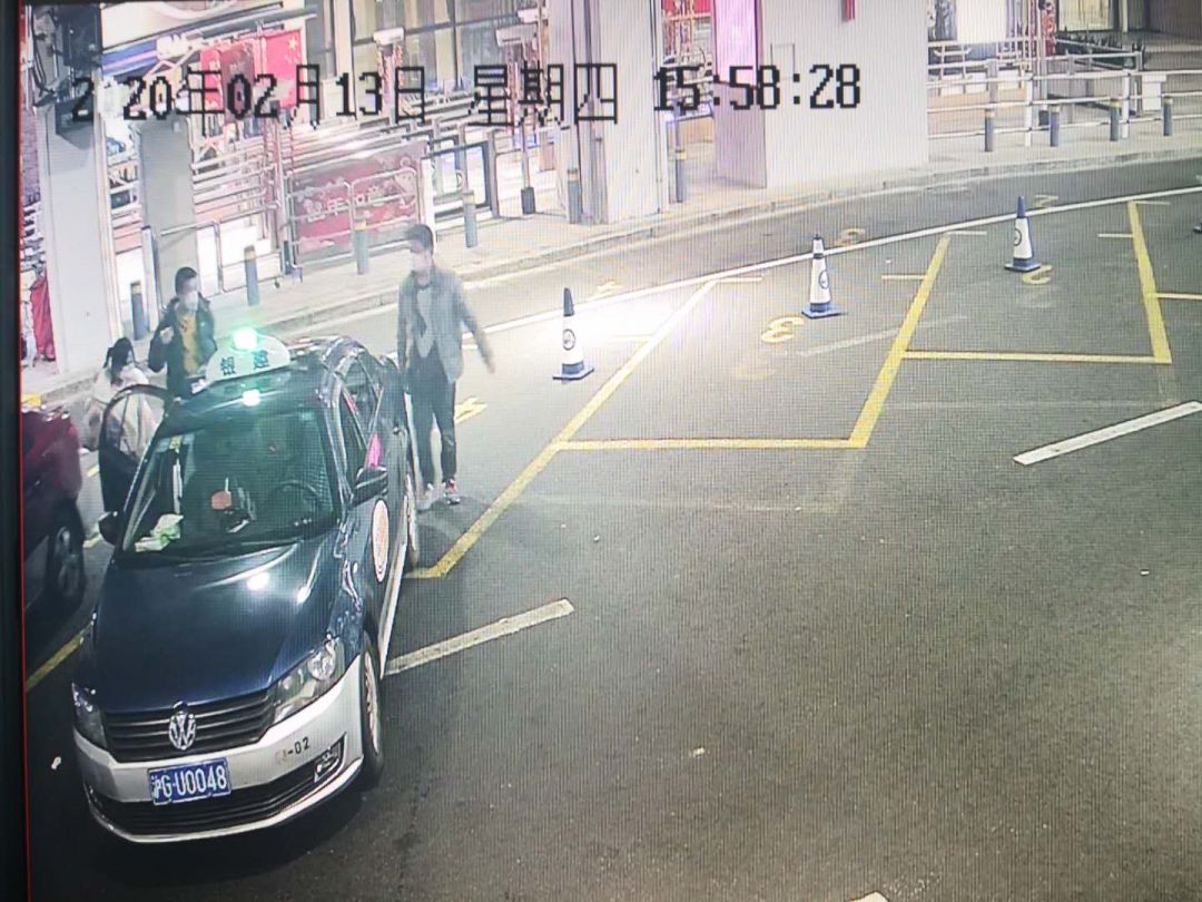 IM电竞:玉林附小二年级社会实践活动:芒种插秧(图4) IM电竞官网