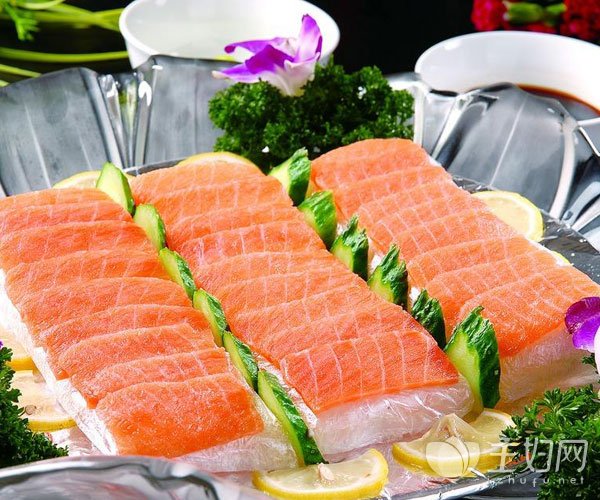 IM电竞官网|苦胜鱼腩亦能引爆天河 足球悲哀OR球迷太可爱？