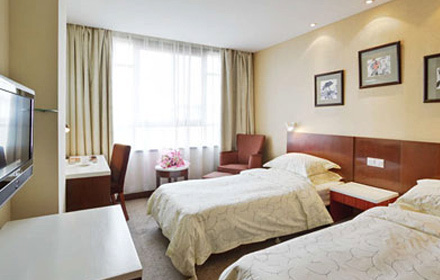 【IM电竞官网】大爱公司携新品特定电磁波灸疗贴,参加第72届中国国际医疗器械博览会(CMEF)(图2) IM电竞