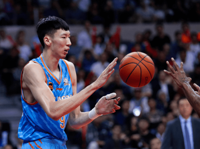 
央视专访周琦：世界杯对波兰失误时脑子空缺 最佳教练没选阿的江|IM电竞官网(图4)