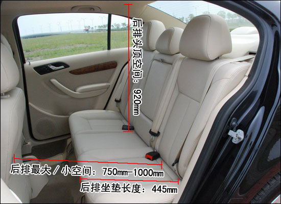 IM电竞平台_“歹徒”来了我不慌！——渑池县实验幼儿园开展反恐防暴演练活动