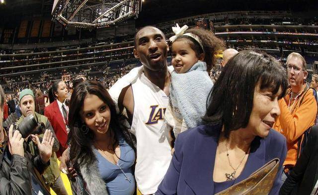 NBA为何克制球员和啦啦队员接触 一巨星染艾滋 导致全队要检查‘IM电竞官网’(图1)
NBA为何克制球员和啦啦队员接触 一巨星染艾滋 导致全队要检查‘IM电竞官网’(图1)