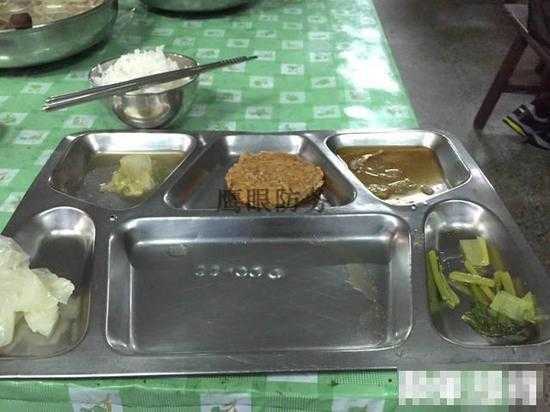 IM电竞平台:龙云九义校举行第二届文化艺术节暨少年宫文化成果展示活动(图2) IM电竞平台