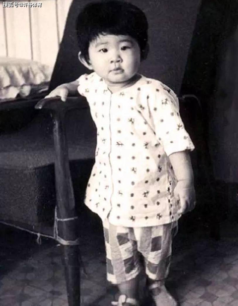 ‘IM电竞平台’
明星小时候的照片 我一个也没有认出来 全部认出来的是大神!(图10) ‘IM电竞平台’
明星小时候的照片 我一个也没有认出来 全部认出来的是大神!(图10)