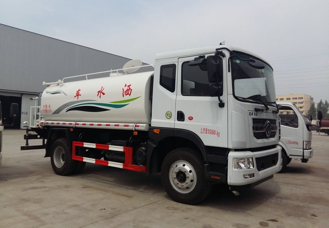 “IM电竞官网”成师附小全体学生走近大自然开展秋季综合实践活动