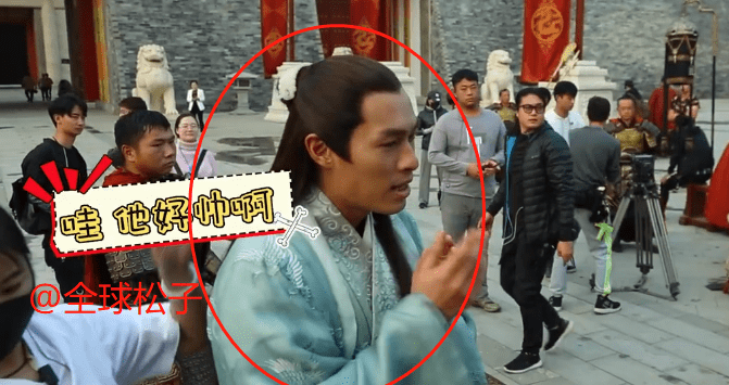 自信or情商低?杨祐宁多次直呼自己长得帅 章子怡心情尴尬【IM电竞平台】(图3)
自信or情商低?杨祐宁多次直呼自己长得帅 章子怡心情尴尬【IM电竞平台】(图3)